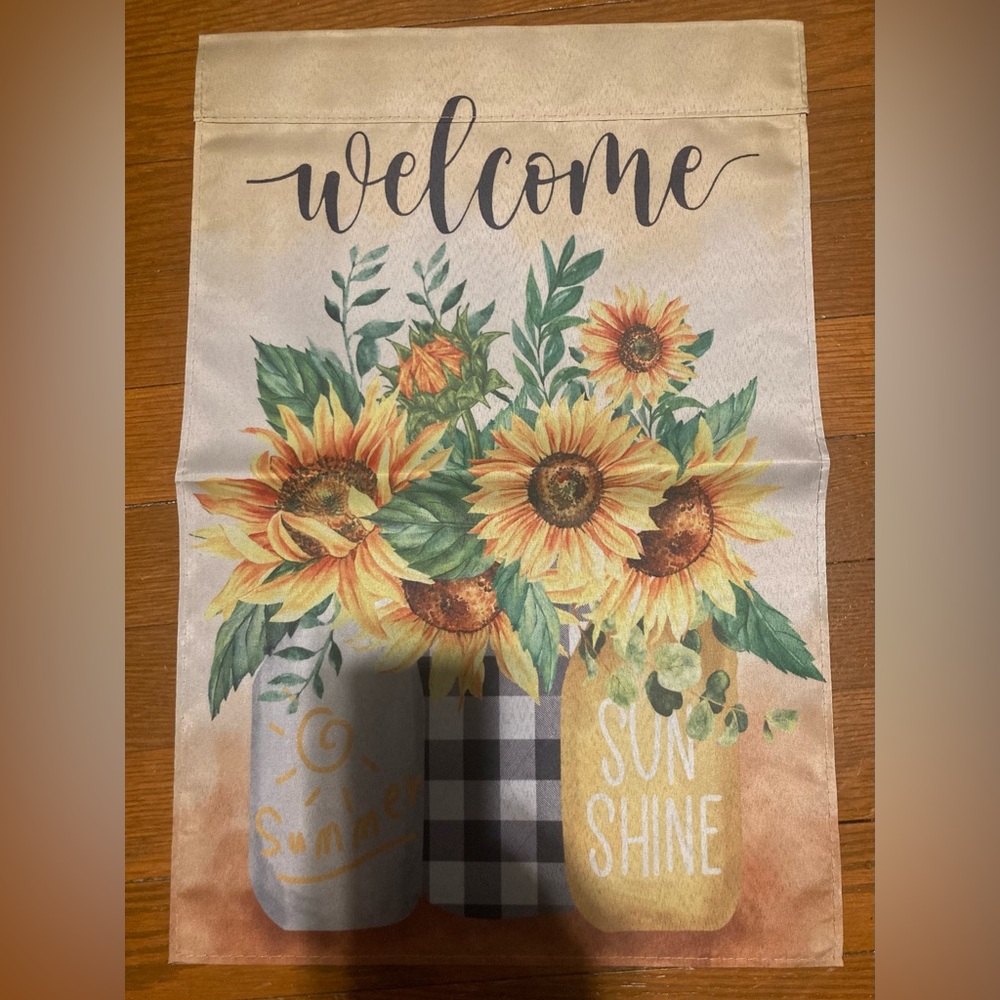 Garden Flag Summer Flowers 12” x 18” NEW